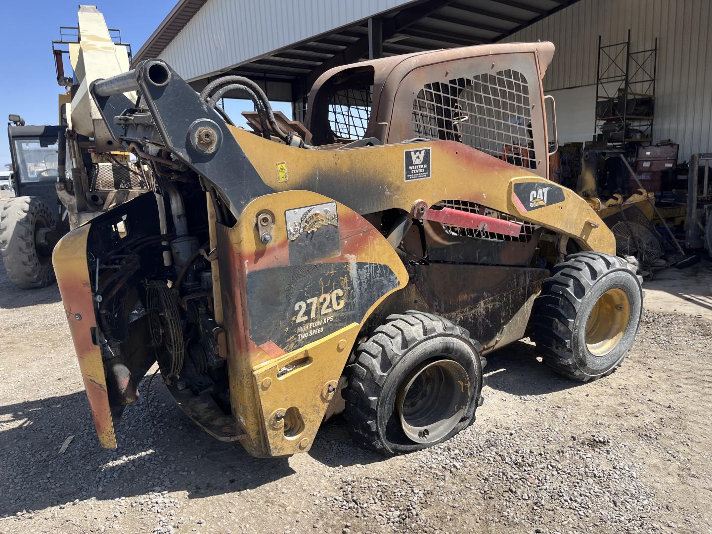 ./imagenes/INVOICE/2019/18065/MINICARGADOR CATERPILLAR 272C (10).JPG